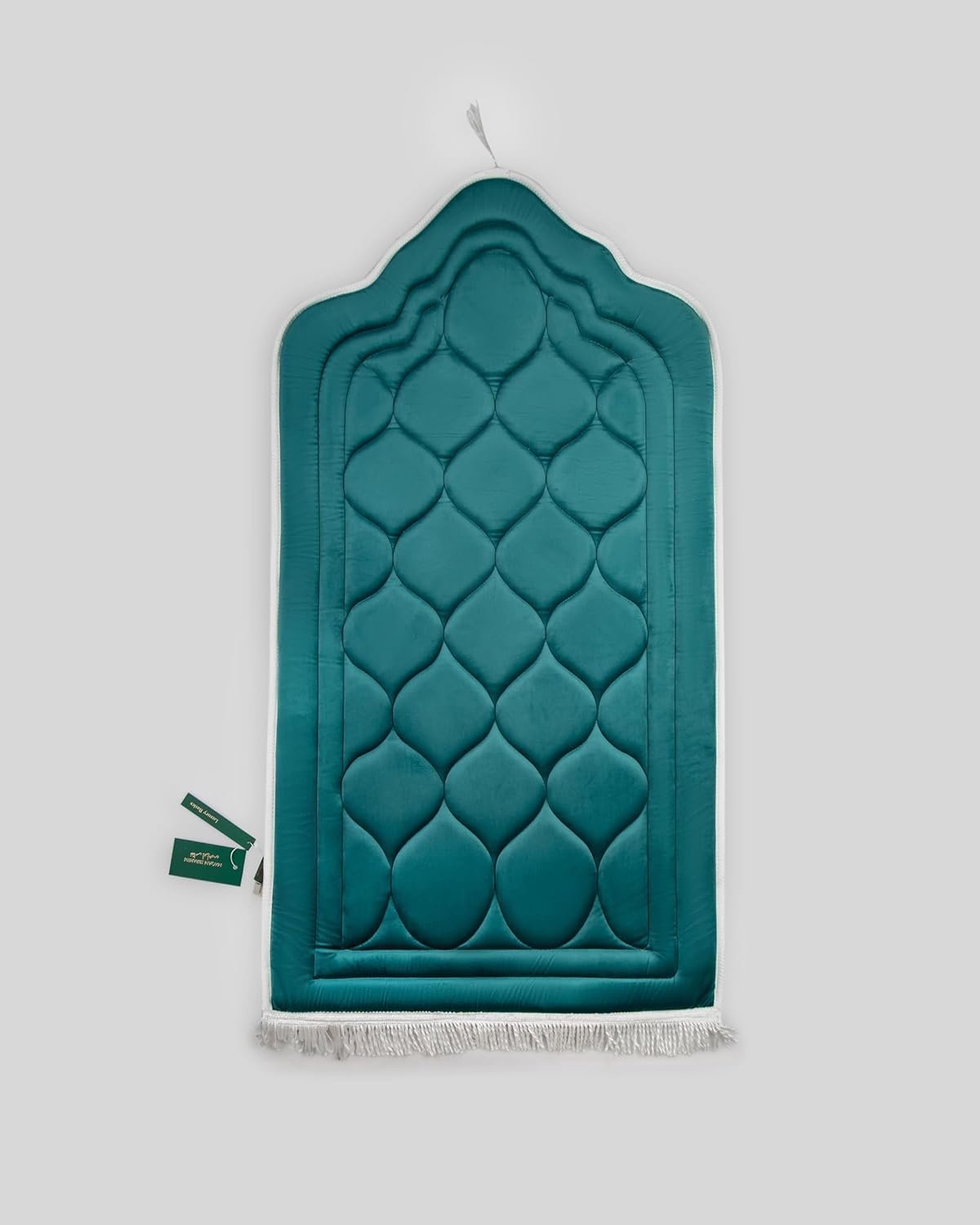 مقام إبراهيم سجادة صلاة فاخرة مبطنة لراحة الركبتين، قماش قطيفة ناعم بتصميم عثماني أنيق، مقاس كبير 120×70 سم (سفنج 1.5 سم)، ألوان ملكية (جنزاري) - صورة 10